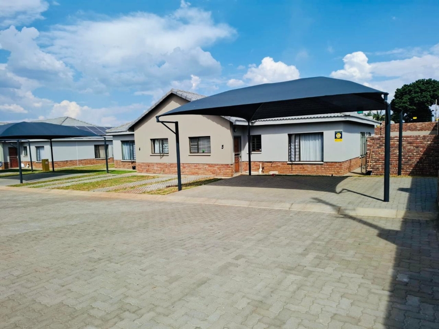 3 Bedroom Property for Sale in Waterval East North West